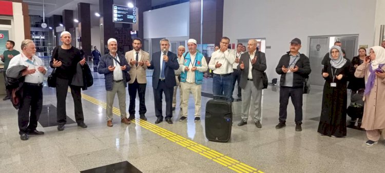 177 kişilik kafile kutsal topraklara uğurlandı