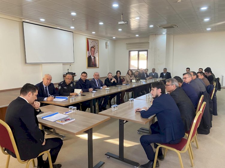 Kamu hizmetleri görüşüldü