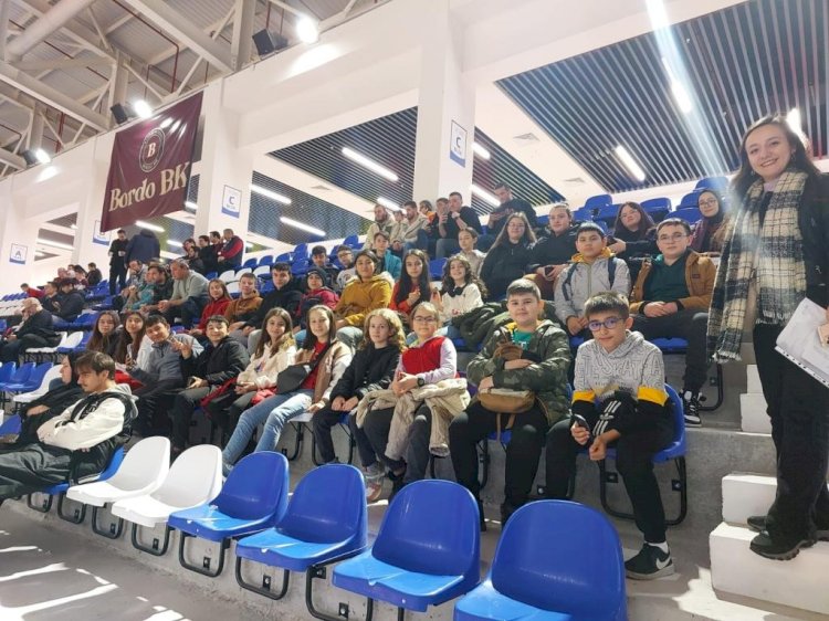 Cumhuriyet Ortaokulu Öğrencilerine Bandırma Gezisi