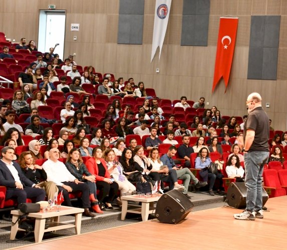 ÇOMÜ’de Kariyer Günü etkinliği gerçekleşti