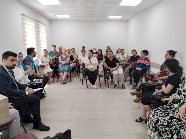 Sağlık hizmetleri hakkında bilgi aldı