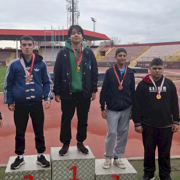 Kalkım Çok Programlı Anadolu Lisesi öğrencilerinden gururlandıran başarı